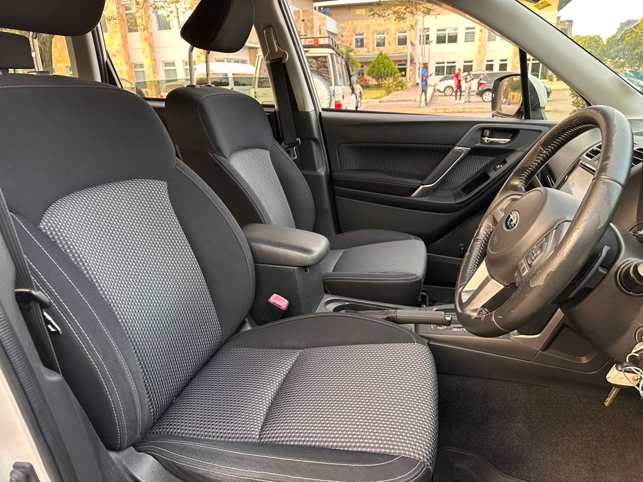 SUBARU FORESTER thumbnail 5